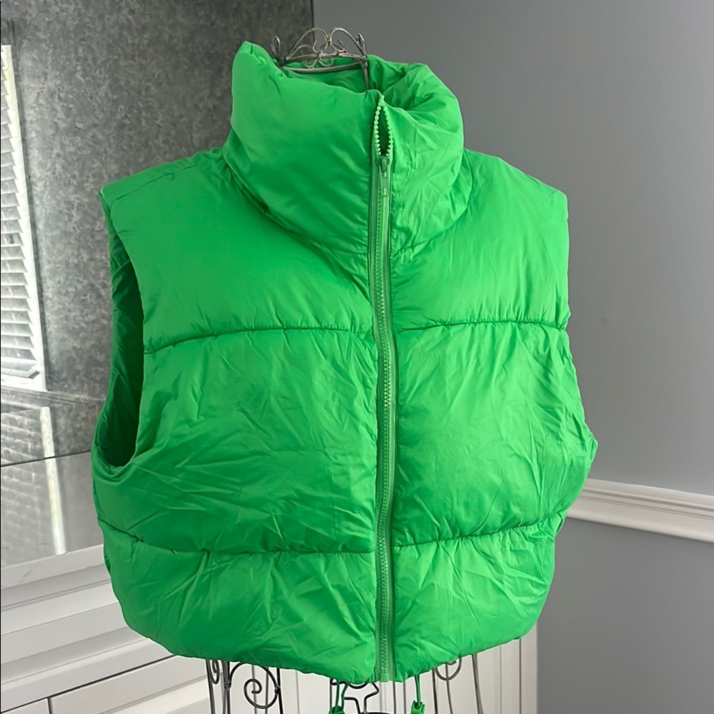 Amazon Women's Green Puffer Vest